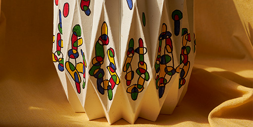 Papierurne beschriftet goetz trauerwaren urnfold regensburg nachhaltige Papierurne von urnfold und Goetz