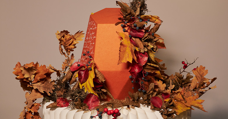 Urnfold papierurne herbstgestaltung kollekotion zeit urnen goetz nachhaltige Papierurne von urnfold und Goetz